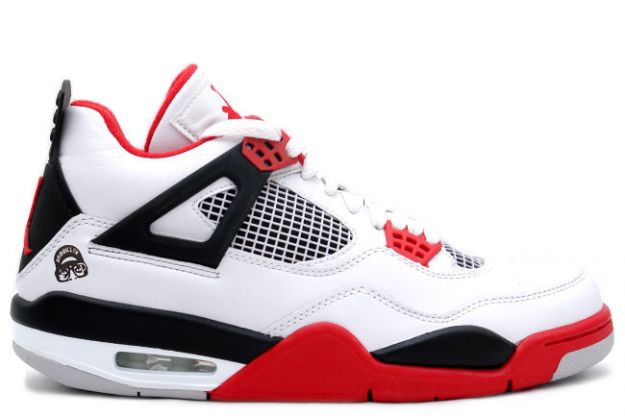 Basketballschuhe: Nike Air Jordan 4